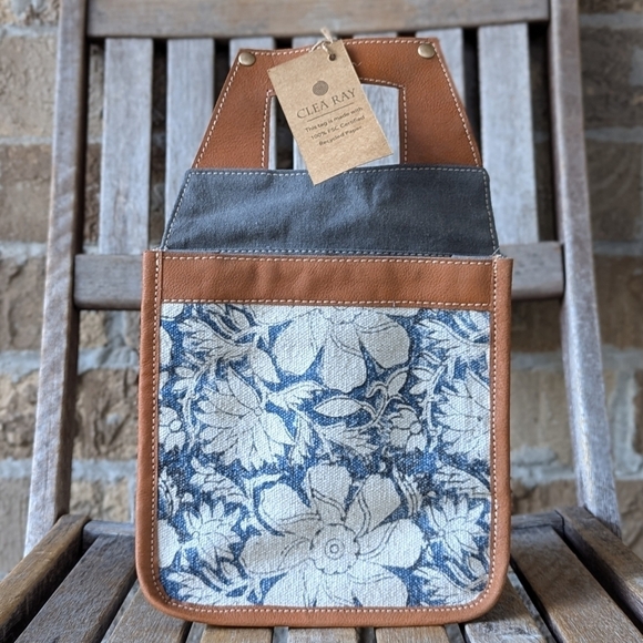 NWT Clea Ray Blue Canvas & Flowers Beer Carrier - Picture 9 of 9